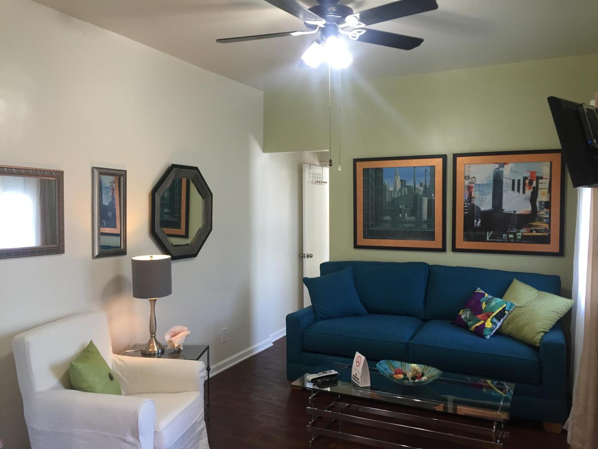 Royal 3* Long Beach